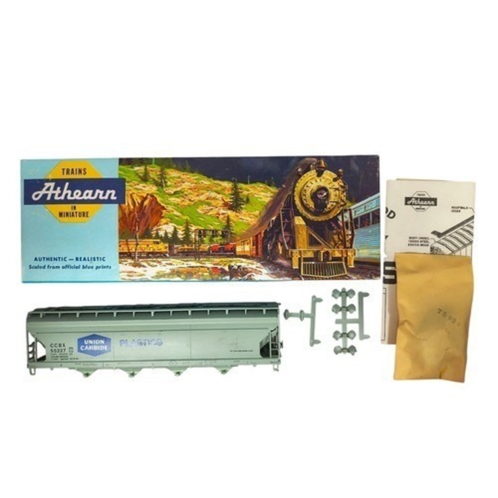 Athearn HO Scale Item #1921 55 FT Center Flow Union Carbide